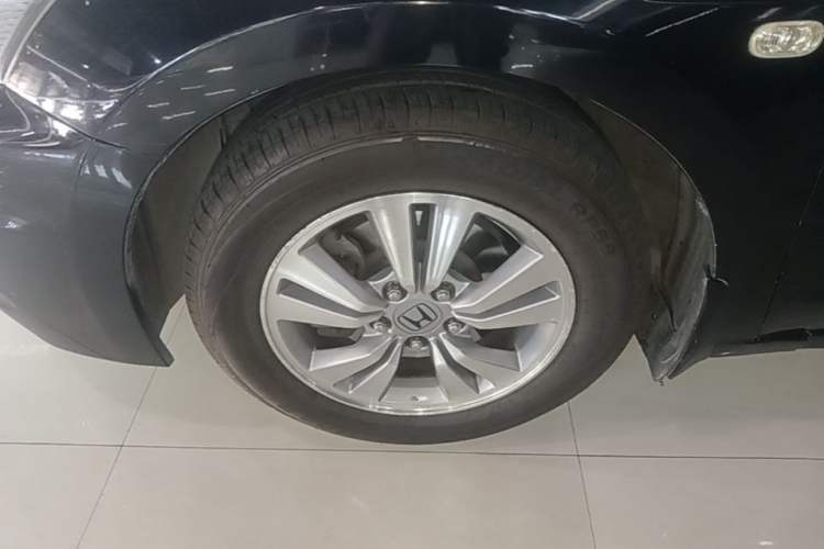 Used Honda Accord 2011 2.0L EX Left Front Wheel Hub