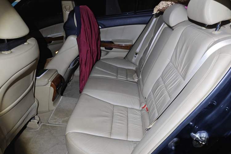 Used Honda Accord 2011 2.0L EX Left Rear Seat