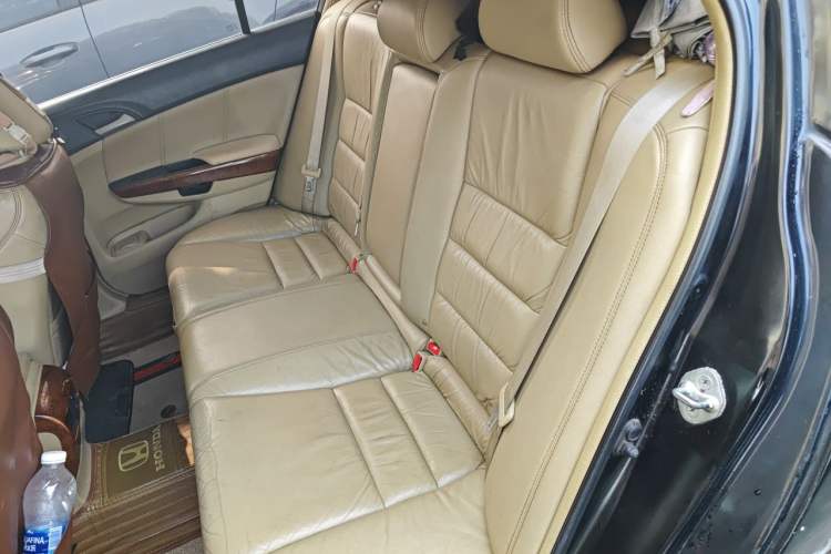 Used Honda Accord 2011 2.0L EX Left Rear Seat
