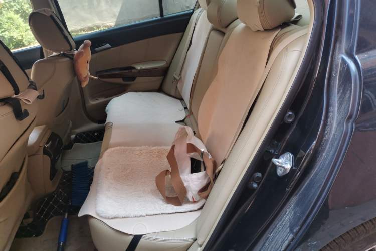 Used Honda Accord 2011 2.0L EX Left Rear Seat