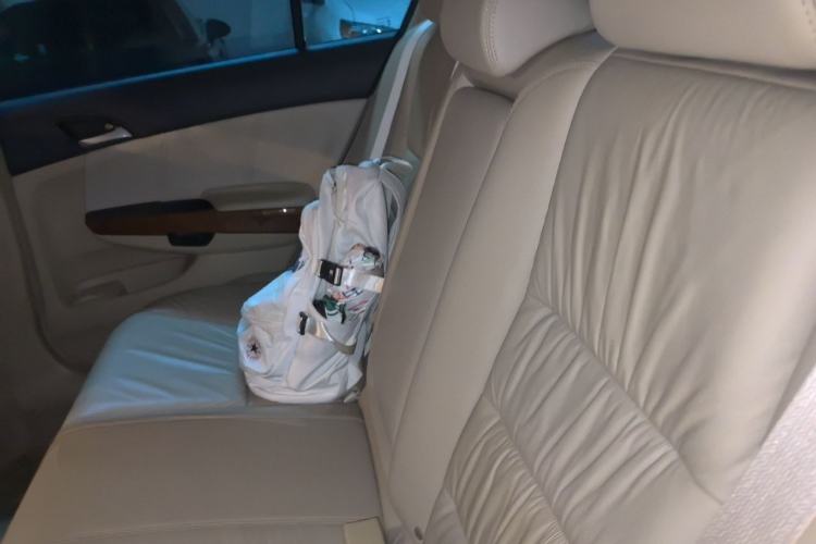 Used Honda Accord 2011 2.0L EX Left Rear Seat