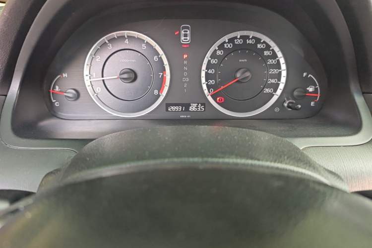 Used Honda Accord 2011 2.4L EX Odometer Close Up