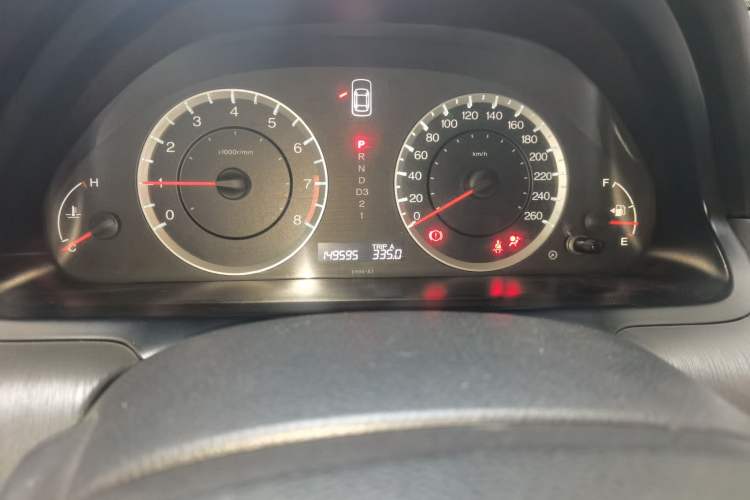 Used Honda Accord 2011 2.0L EX Navi Odometer Close Up