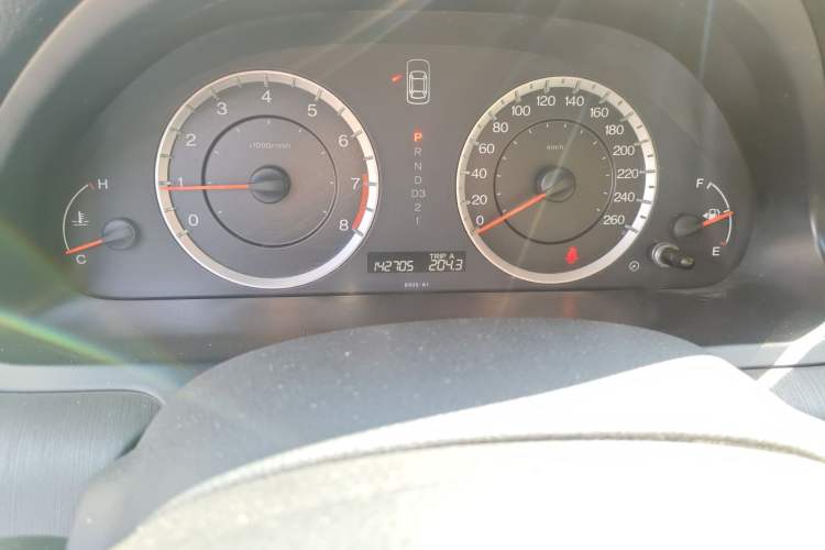 Used Honda Accord 2011 2.0L EX Odometer Close Up