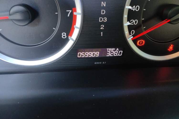Used Honda Accord 2011 2.4L LX Odometer Close Up