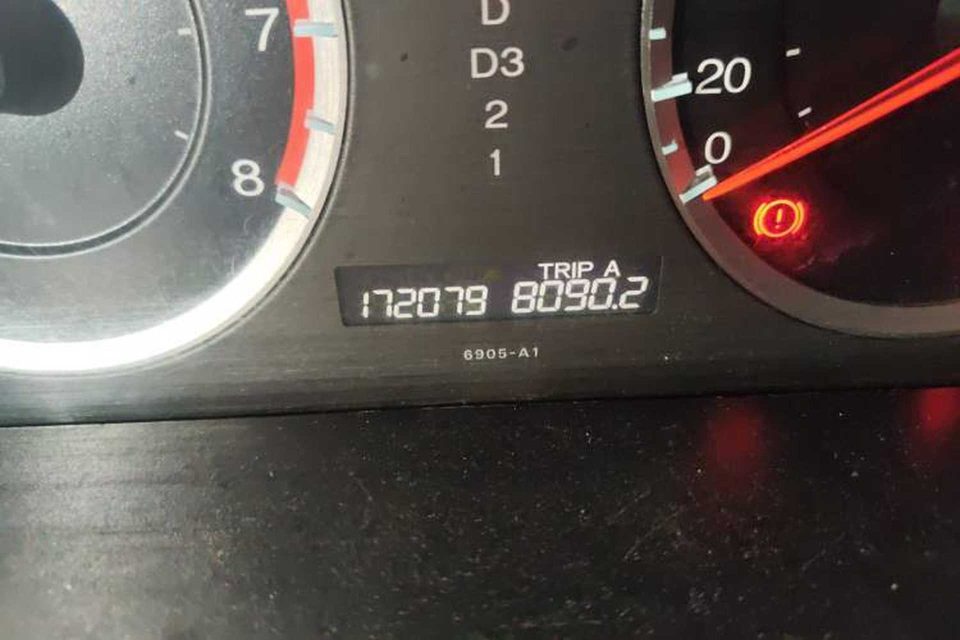 Used Honda Accord 2011 2.0L EX Odometer Close Up