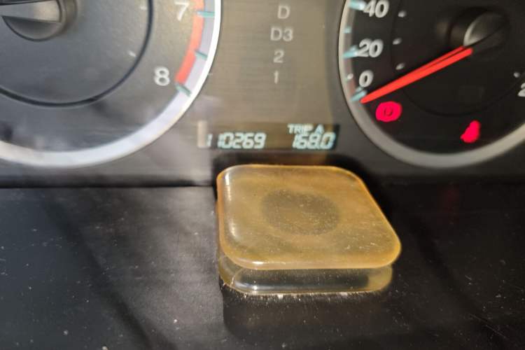 Used Honda Accord 2011 2.0L EX Odometer Close Up
