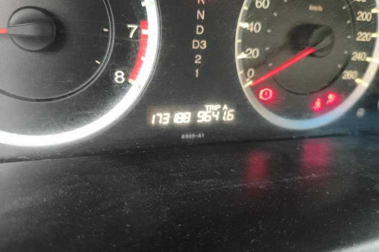Used Honda Accord 2011 2.0L EX Odometer Close Up