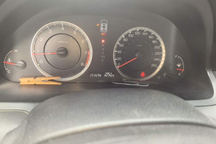 Used Honda Accord 2011 2.4L LX Odometer Close Up