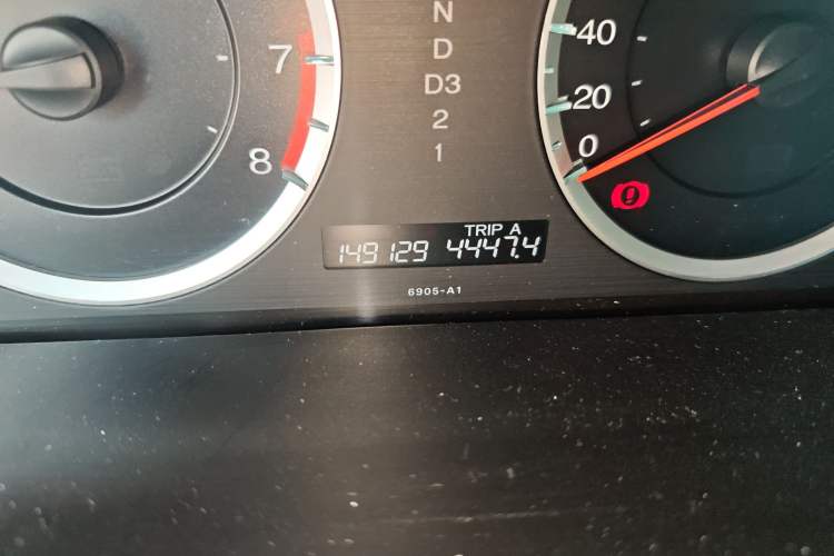 Used Honda Accord 2011 2.0L EX Odometer Close Up