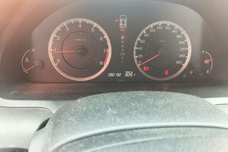 Used Honda Accord 2011 2.0L EX Odometer Close Up
