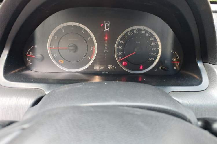 Used Honda Accord 2011 2.4L LX Odometer Close Up