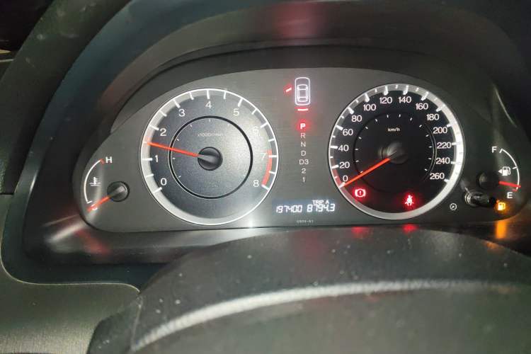 Used Honda Accord 2011 2.4L LX Odometer Close Up