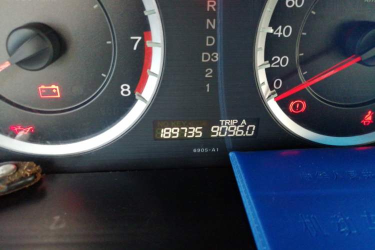 Used Honda Accord 2011 2.0L EX Navi Odometer Close Up