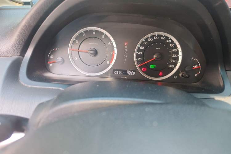 Used Honda Accord 2011 2.4L EX Odometer Close Up