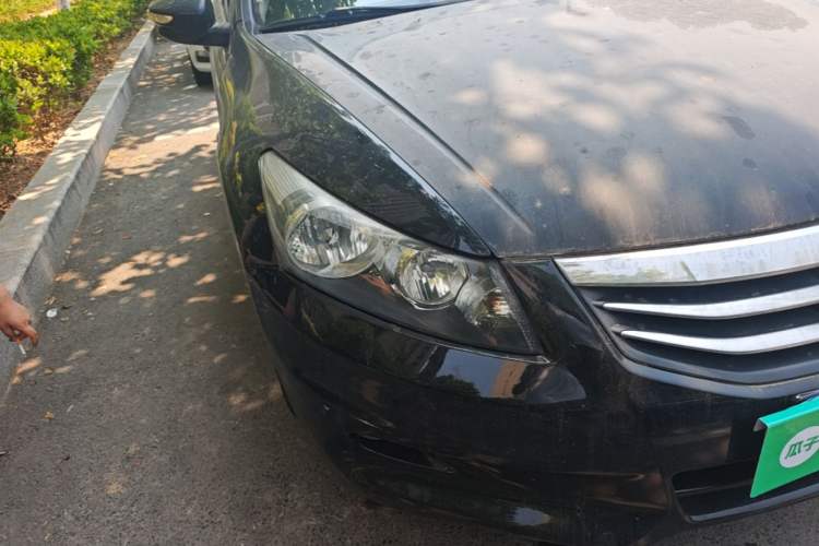 Used Honda Accord 2011 2.0L EX Right Front Headlight