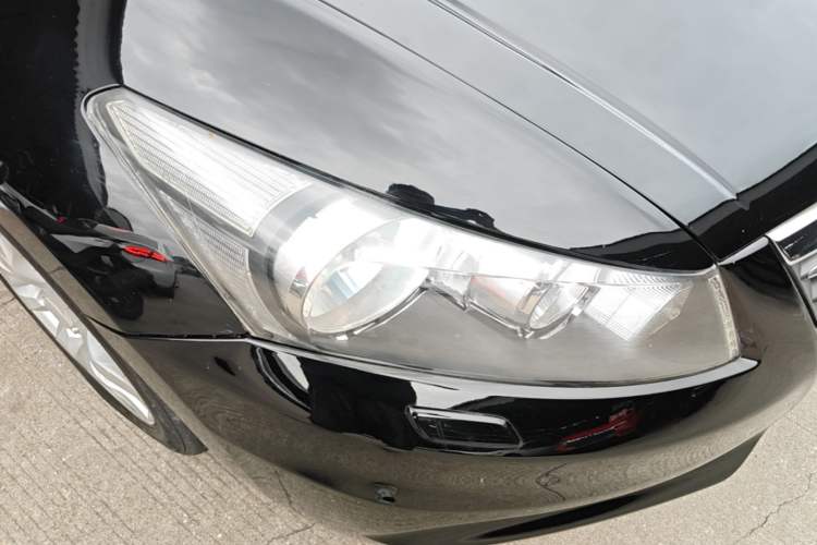 Used Honda Accord 2011 2.4L EX Right Front Headlight