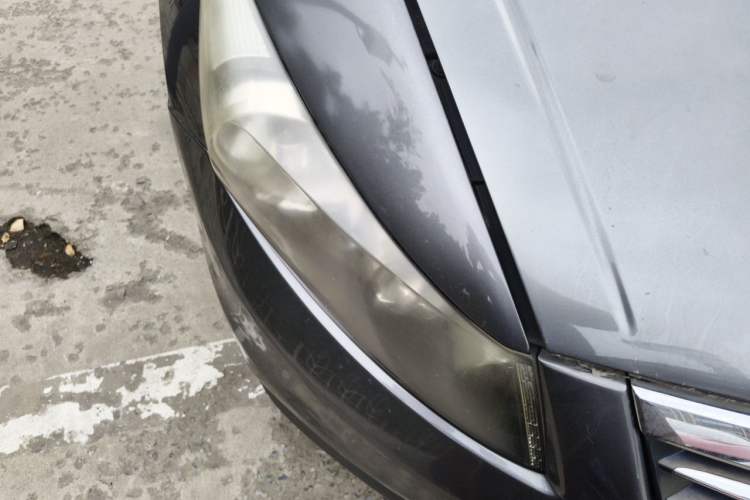 Used Honda Accord 2011 2.0L EX Right Front Headlight