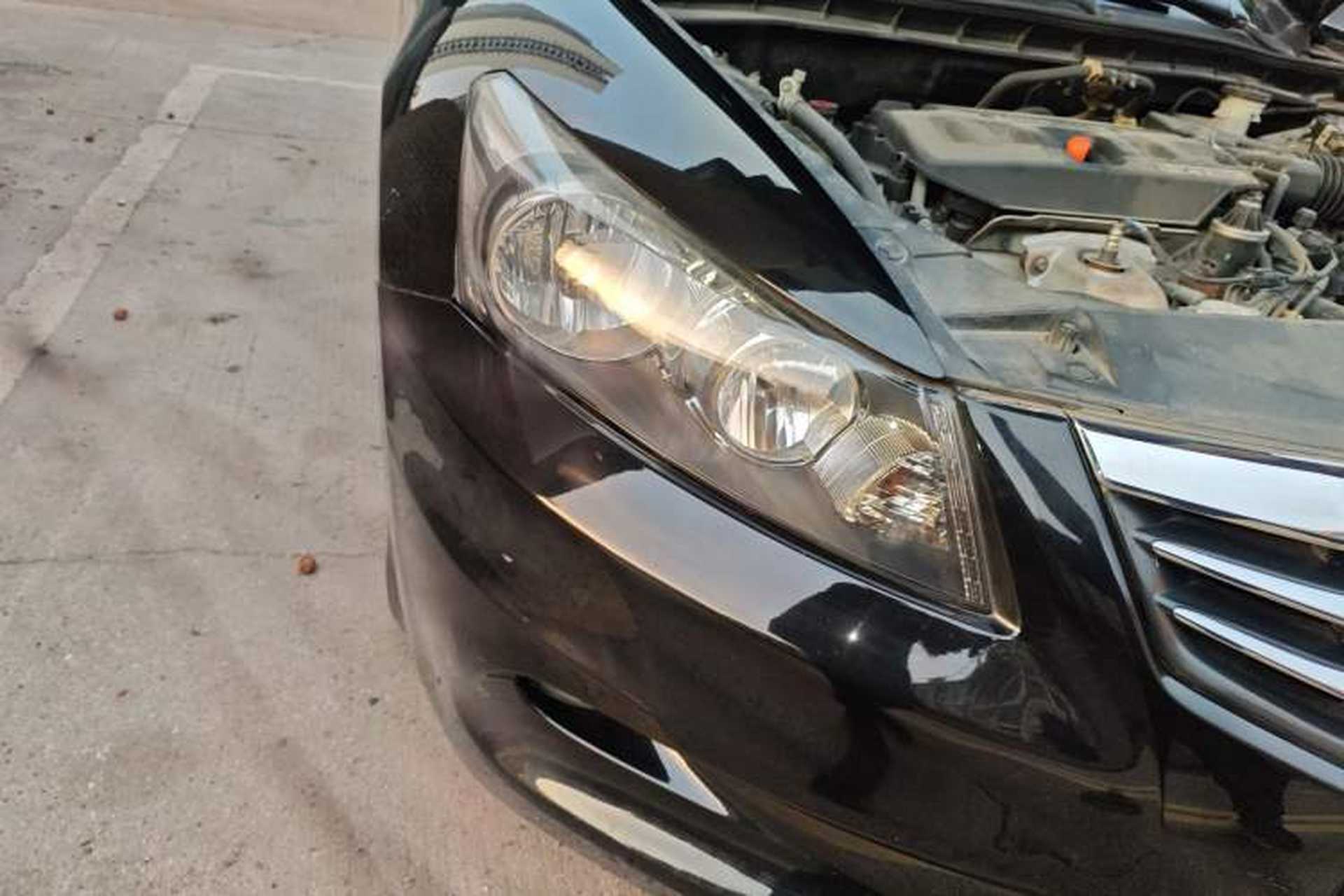 Used Honda Accord 2011 2.0L EX Right Front Headlight