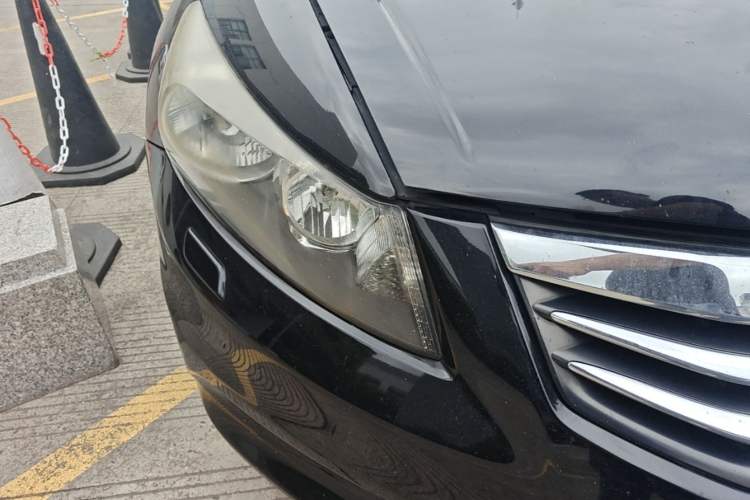 Used Honda Accord 2011 2.4L EX Right Front Headlight