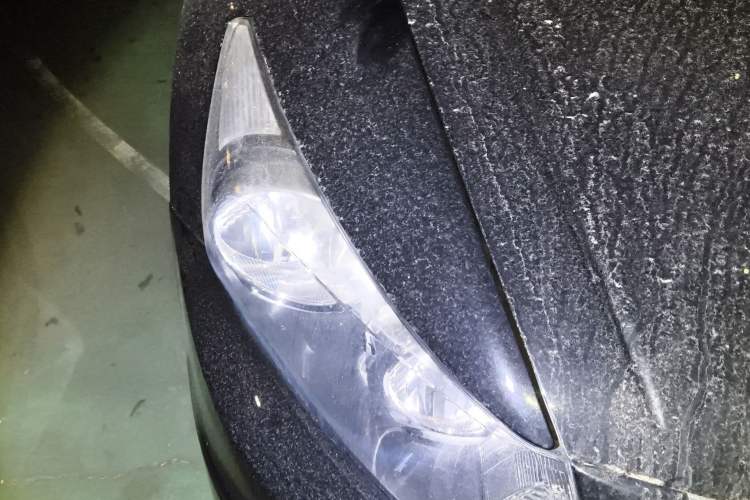 Used Honda Accord 2011 2.0L MT Right Front Headlight