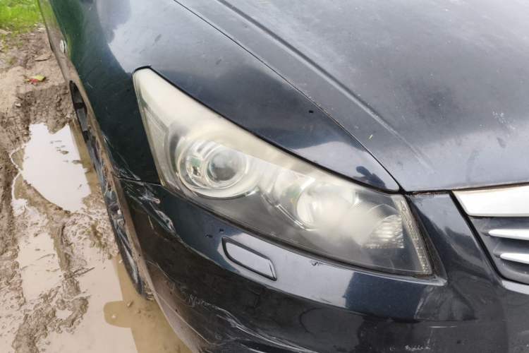 Used Honda Accord 2011 2.0L EX Right Front Headlight