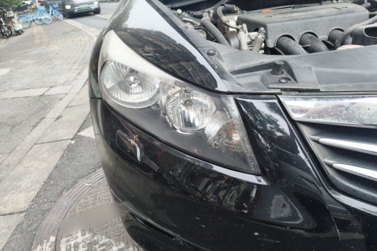 Used Honda Accord 2011 2.4L EX Right Front Headlight