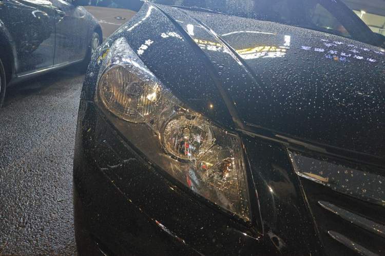 Used Honda Accord 2011 2.4L EX Right Front Headlight