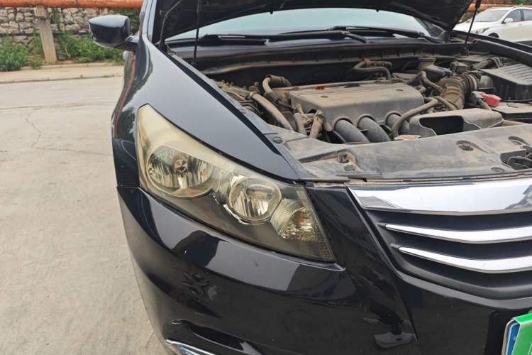 Used Honda Accord 2011 2.4L LX Right Front Headlight