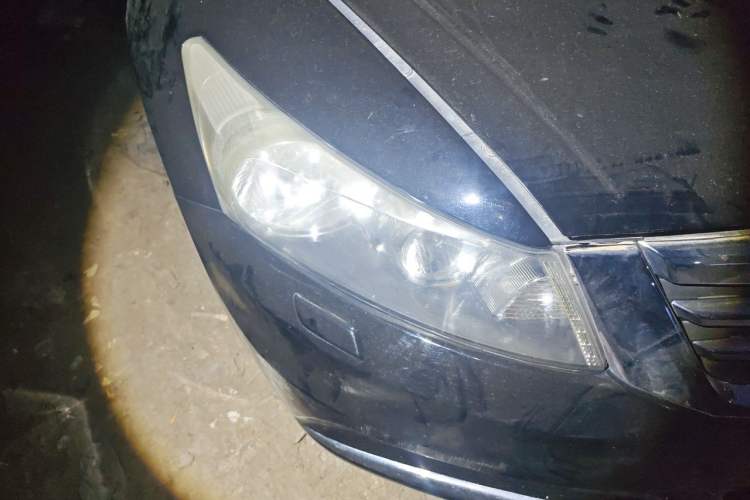 Used Honda Accord 2011 2.4L LX Right Front Headlight