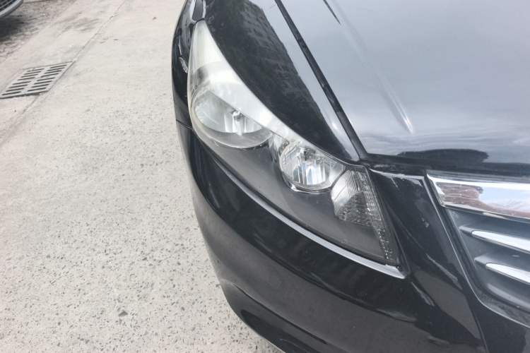 Used Honda Accord 2011 2.0L EX Right Front Headlight