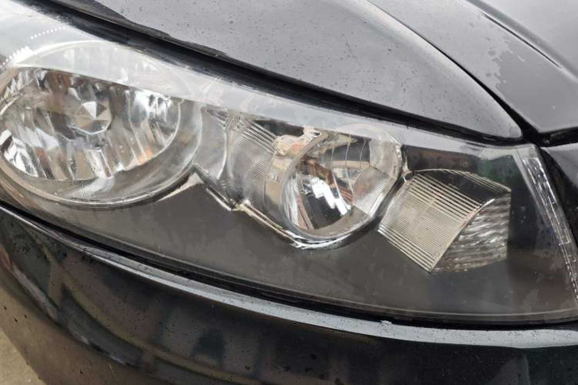 Used Honda Accord 2011 2.0L EX Right Front Headlight