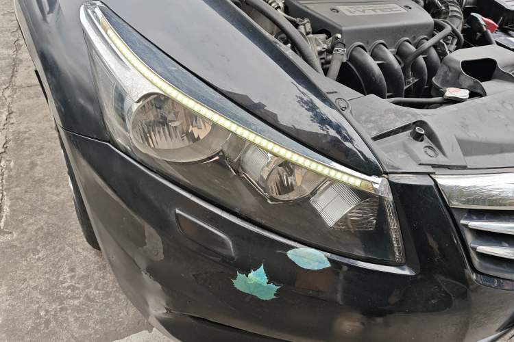 Used Honda Accord 2011 2.4L EX Right Front Headlight