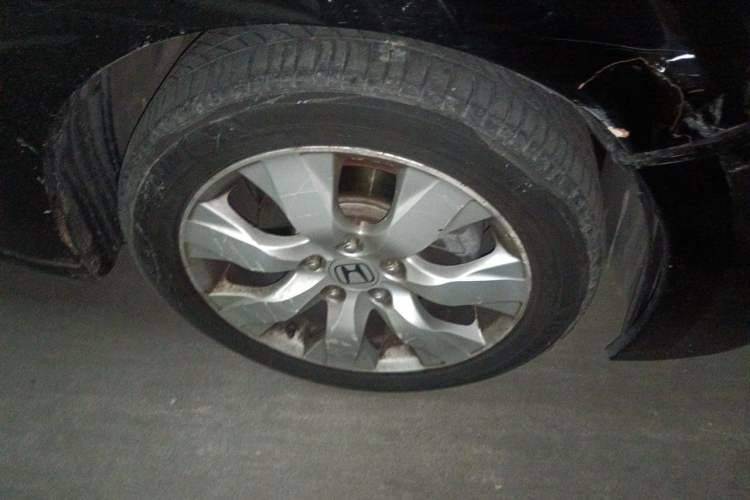 Used Honda Accord 2011 2.4L EX Right Front Wheel Hub
