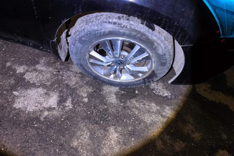 Used Honda Accord 2011 2.0L EX Right Front Wheel Hub