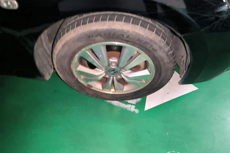 Used Honda Accord 2011 2.0L EX Right Front Wheel Hub