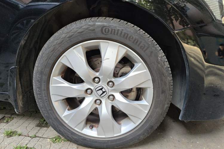 Used Honda Accord 2011 2.4L EX Navi Right Front Wheel Hub