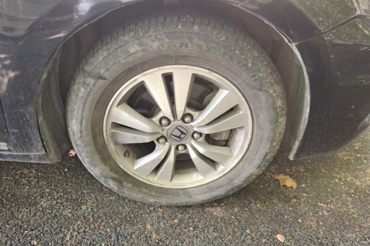 Used Honda Accord 2011 2.4L LX Right Front Wheel Hub