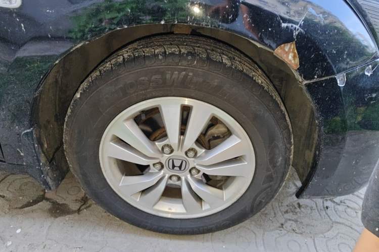 Used Honda Accord 2011 2.4L LX Right Front Wheel Hub