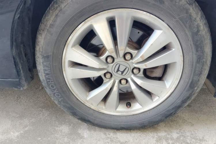 Used Honda Accord 2011 2.4L LX Right Front Wheel Hub