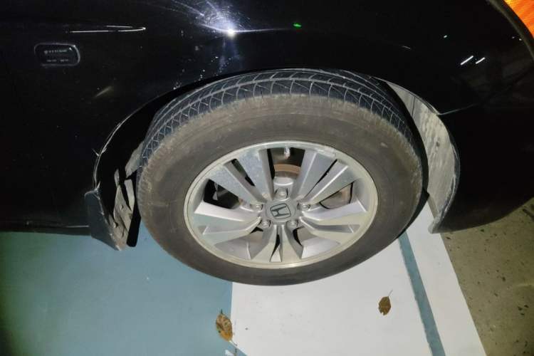 Used Honda Accord 2011 2.0L EX Right Front Wheel Hub