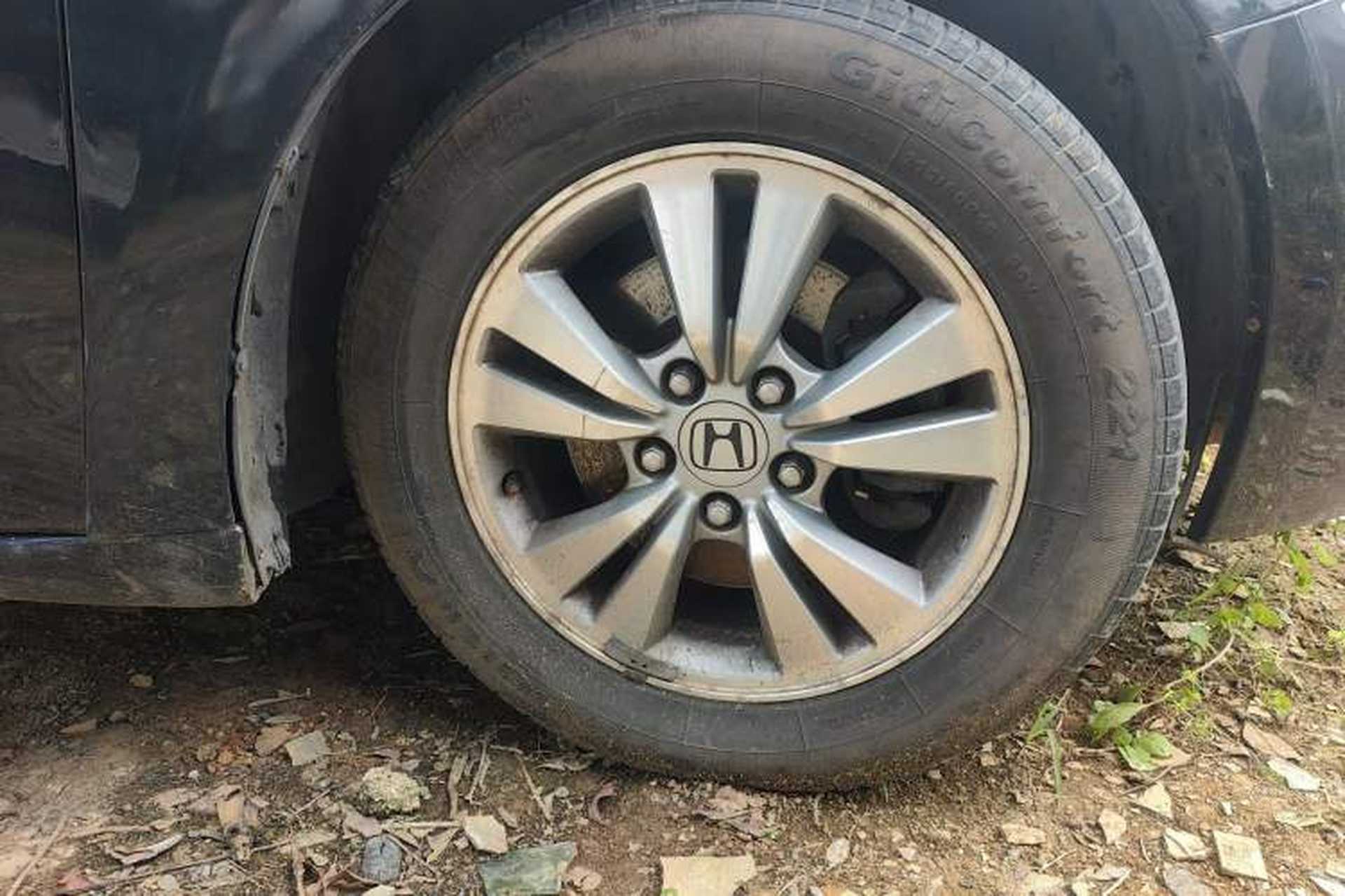 Used Honda Accord 2011 2.0L MT Right Front Wheel Hub