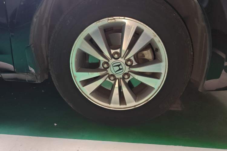 Used Honda Accord 2011 2.0L EX Right Front Wheel Hub