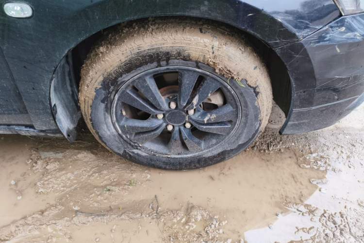 Used Honda Accord 2011 2.0L EX Right Front Wheel Hub
