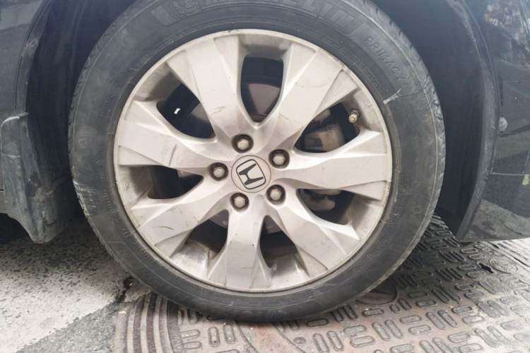 Used Honda Accord 2011 2.4L EX Right Front Wheel Hub