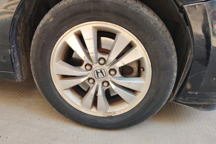 Used Honda Accord 2011 2.0L EX Right Front Wheel Hub