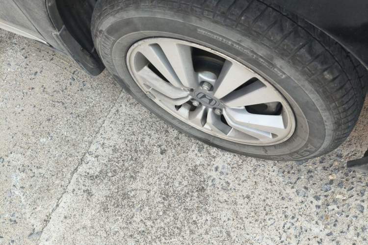 Used Honda Accord 2011 2.0L EX Right Front Wheel Hub
