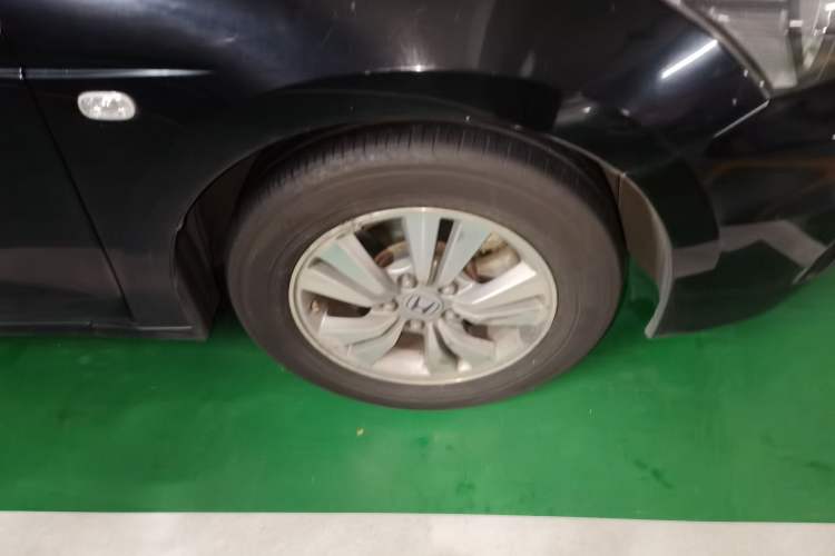 Used Honda Accord 2011 2.0L EX Right Front Wheel Hub