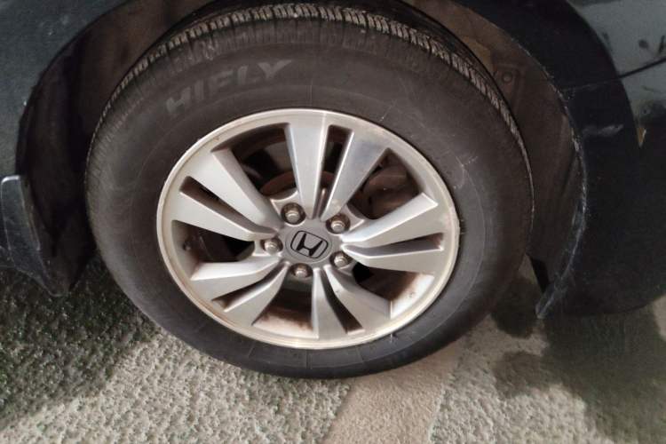 Used Honda Accord 2011 2.0L EX Right Front Wheel Hub