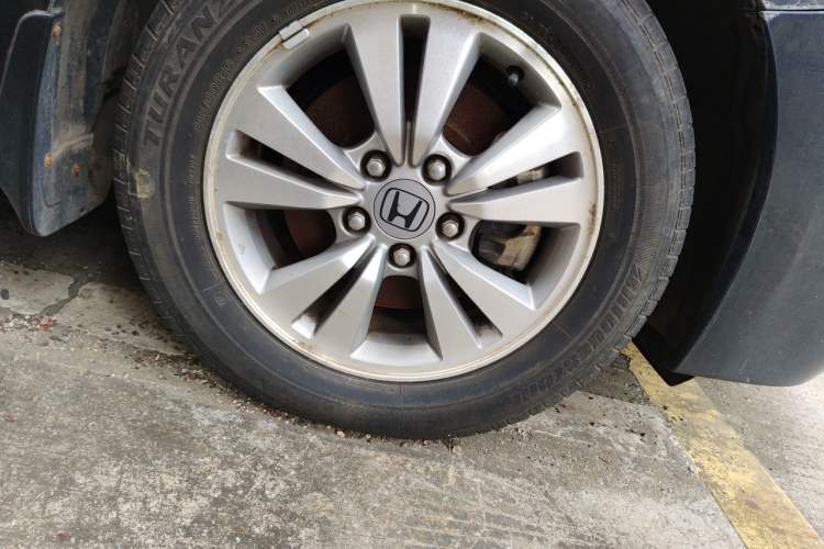 Used Honda Accord 2011 2.0L EX Right Front Wheel Hub